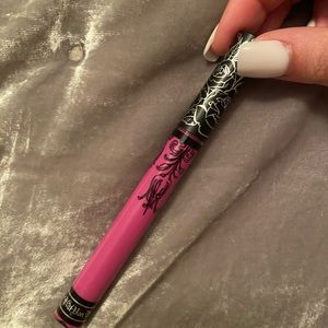 KVD Everlasting Liquid Lipstick in K-Dub